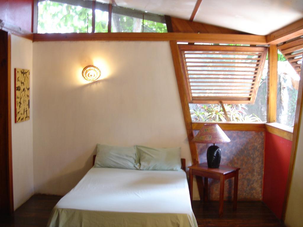 Whistling Bird Hotel Negril Ngoại thất bức ảnh